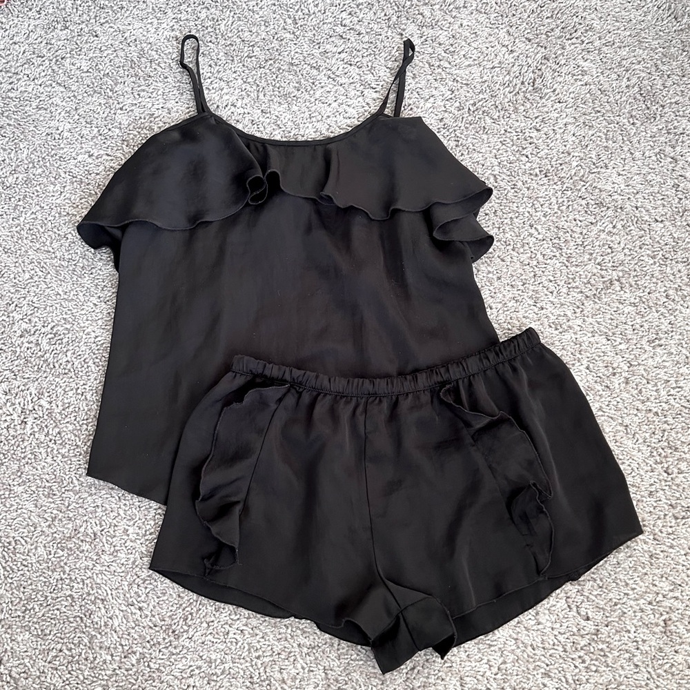 Victoria’s Secret Black Satin Ruffle Sleepwear Short Set in XS